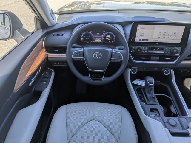 New 2026 Toyota Grand Highlander Limited image 18