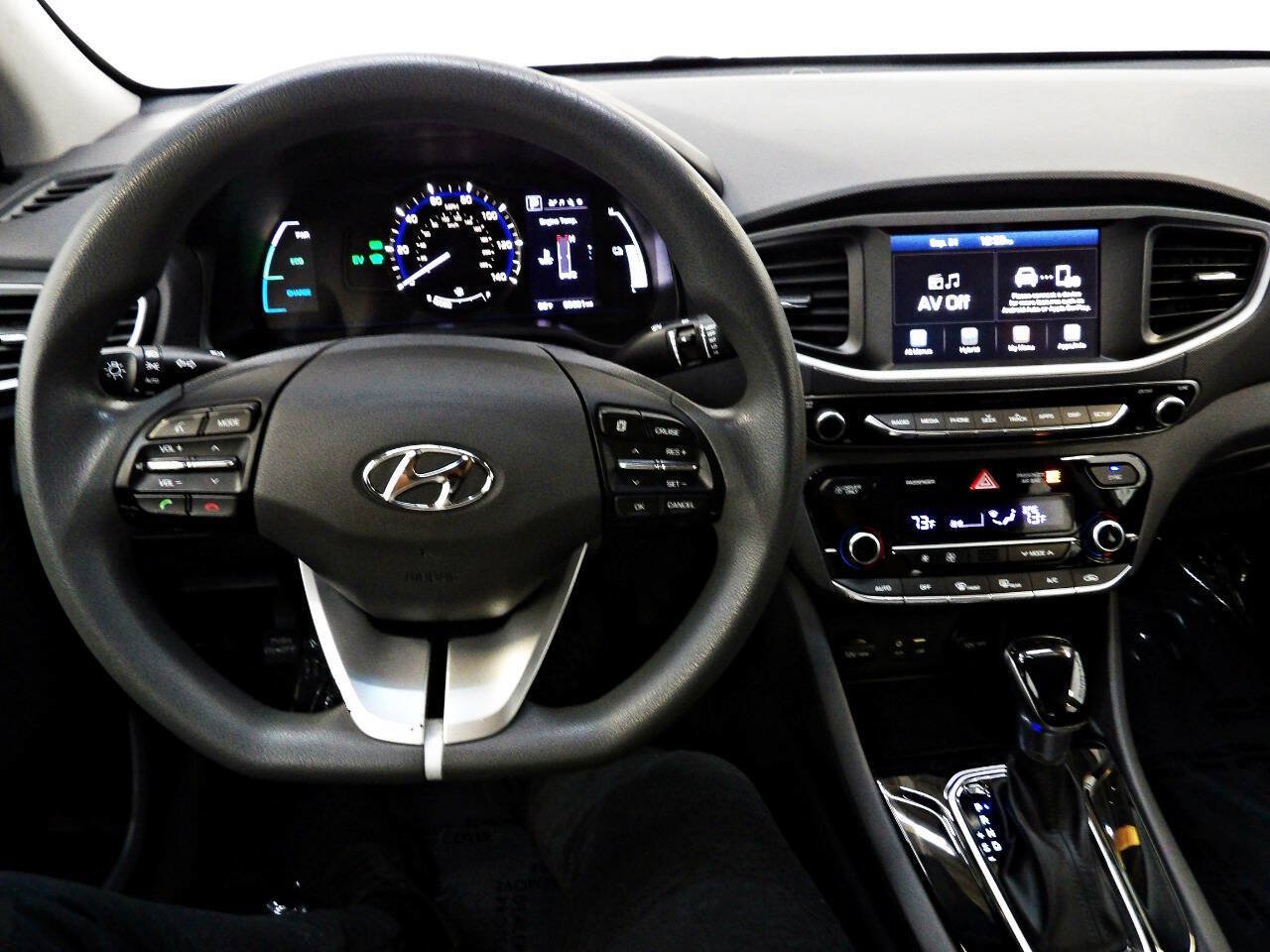 Used 2019 Hyundai Ioniq Blue FWD image 17