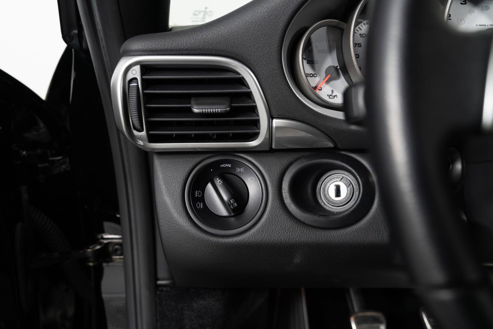 Used 2005 Porsche 911 Carrera S RWD image 33