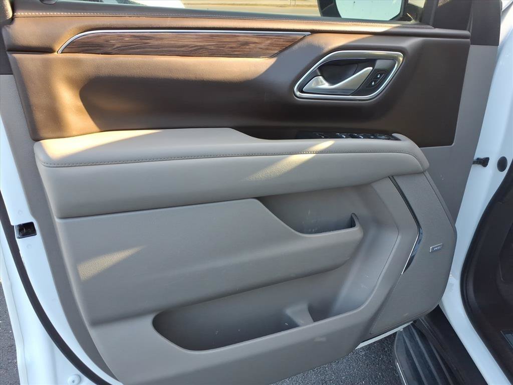 Used 2022 Chevrolet Tahoe LT AWD/4WD image 10