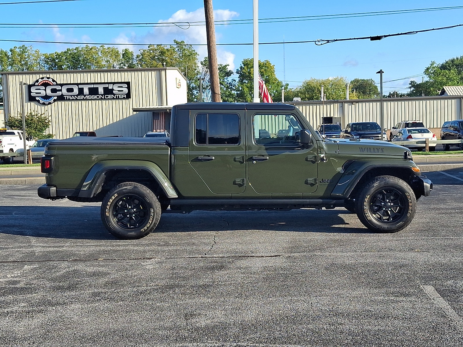 Used 2022 Jeep Gladiator Sport AWD/4WD image 7