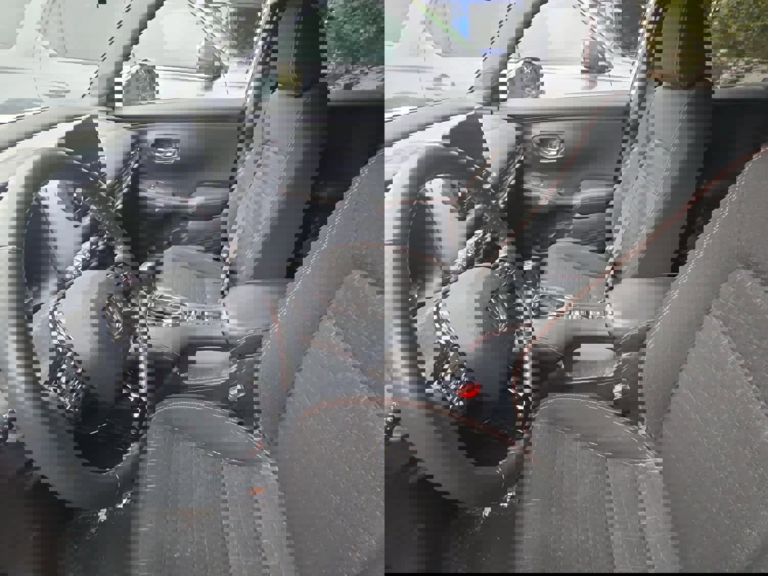 Certified 2023 Honda HR-V Sport image 2