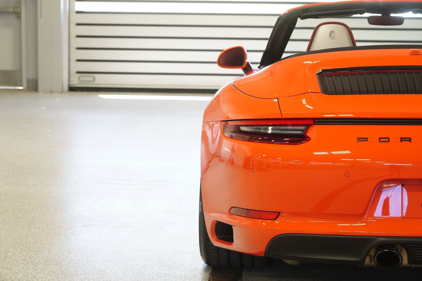 Used 2018 Porsche 911 Carrera GTS RWD image 12