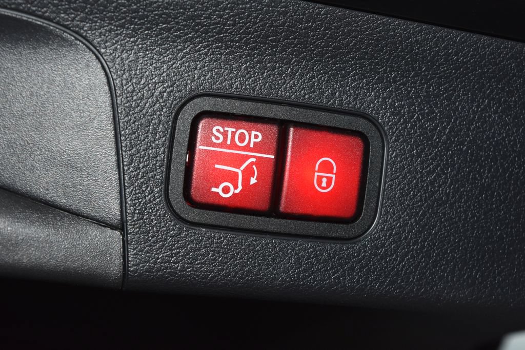 Certified 2024 Mercedes-Benz GLS 450 4MATIC image 32