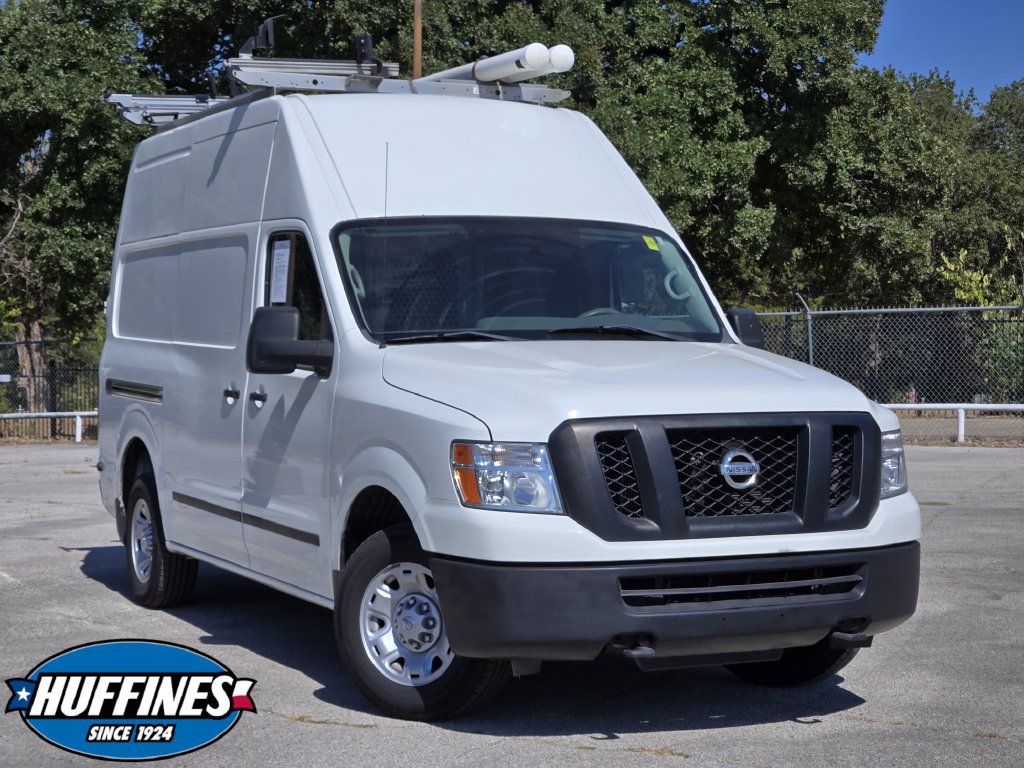 Used 2020 Nissan NV 2500 SV RWD image 1