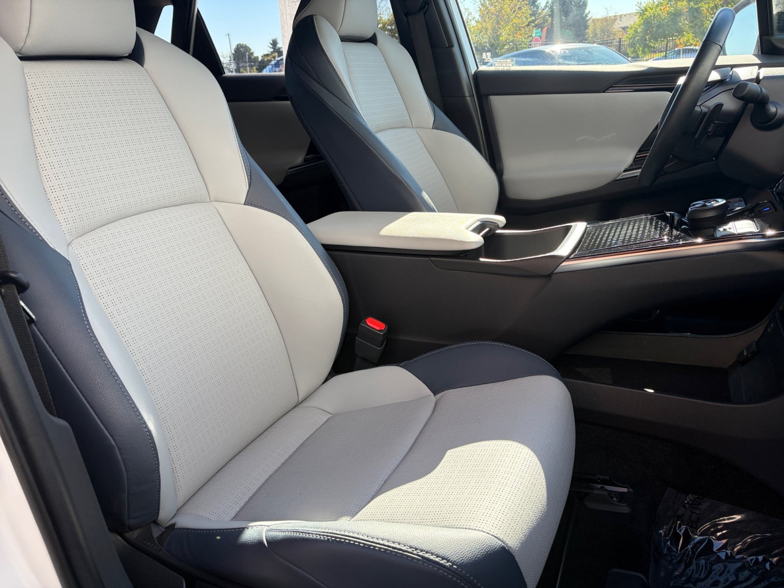 Certified 2023 Subaru Solterra AWD image 28