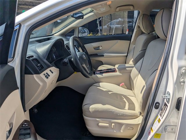 Used 2013 Toyota Venza LE image 7