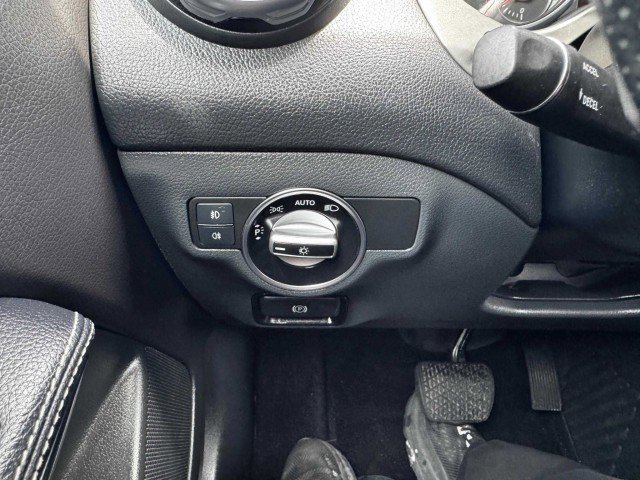 Used 2020 Mercedes-Benz GLA 250 4MATIC image 22