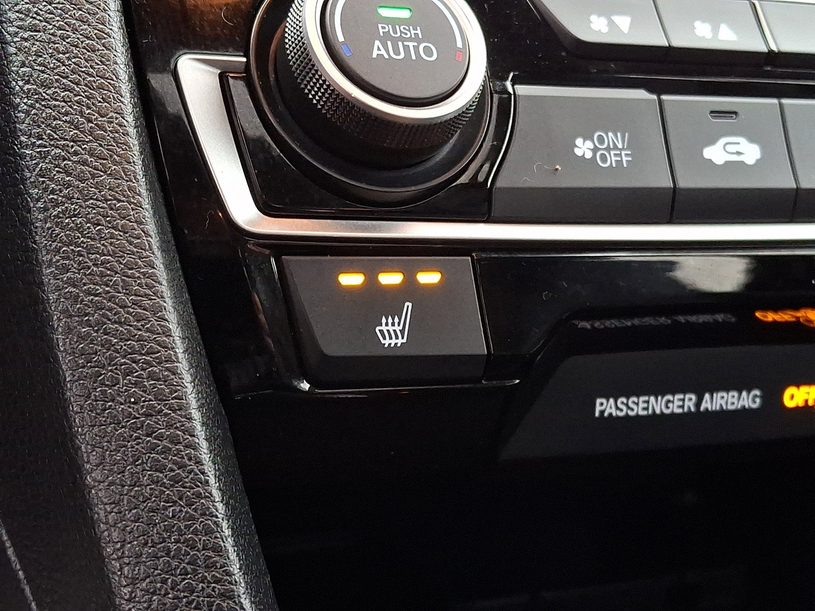 Used 2019 Honda Civic Touring image 26