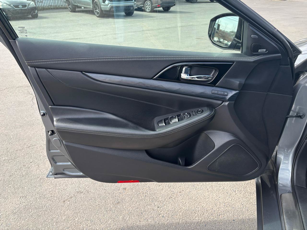 Used 2020 Nissan Maxima Platinum w/ Sport Mat Group FWD image 13