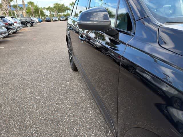 Used 2019 Audi Q7 3.0T Prestige w/ Prestige Package AWD/4WD image 29