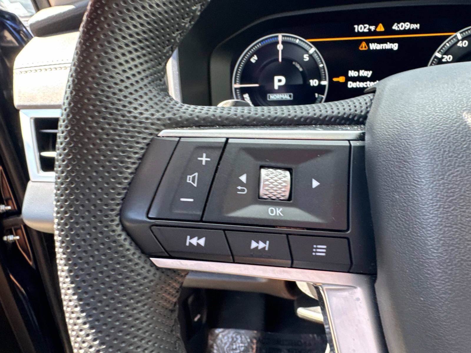 Used 2023 Mitsubishi Outlander SEL image 20