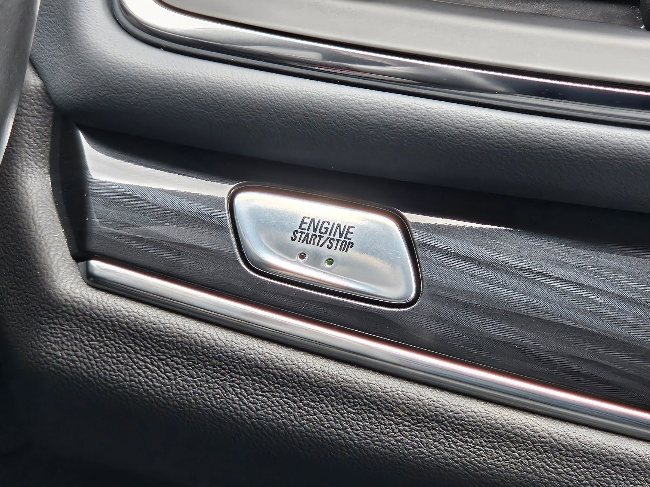 Used 2024 Buick Enclave Premium image 14