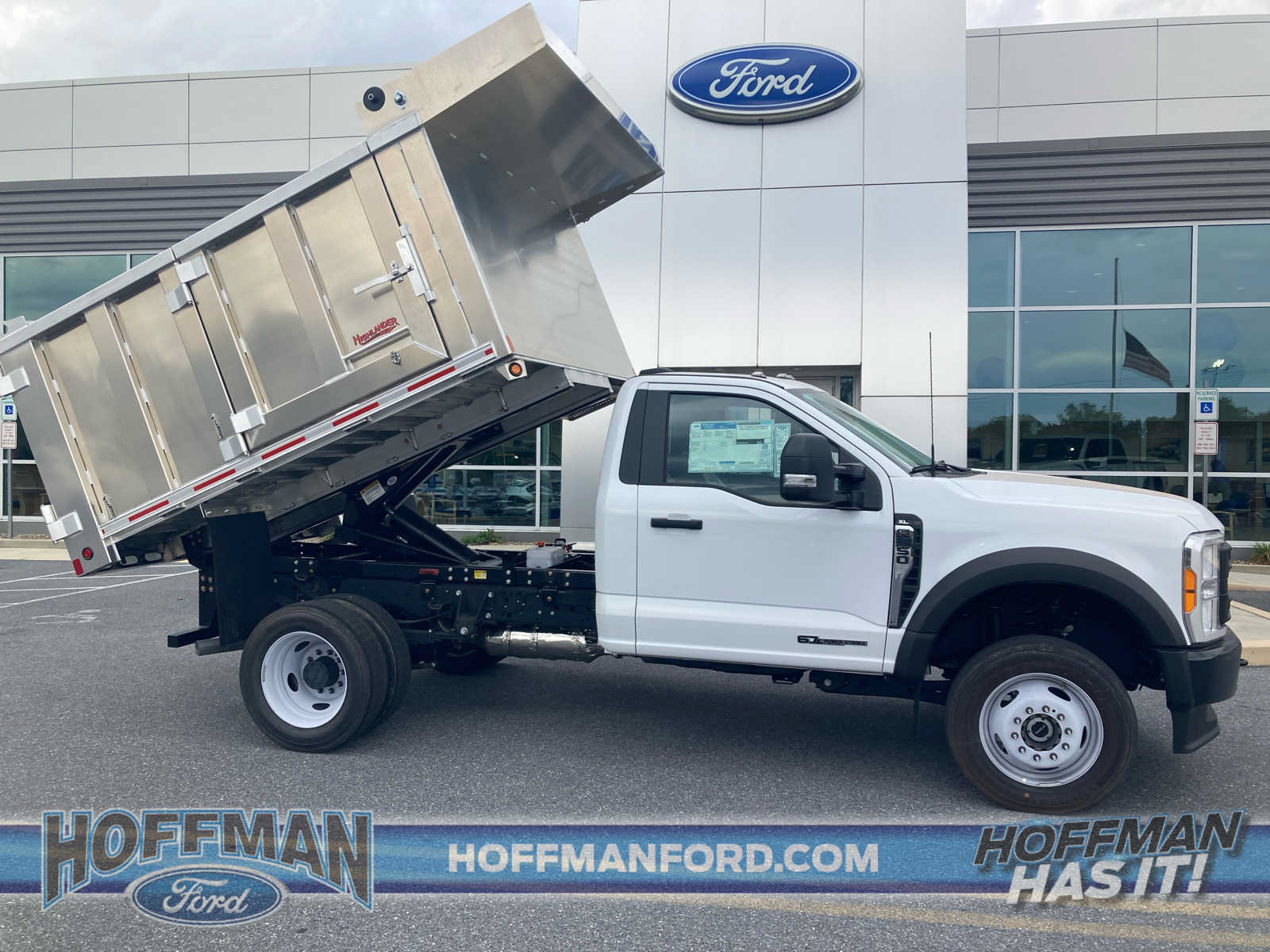 New 2023 Ford F550 4x4 Regular Cab Super Duty image 8