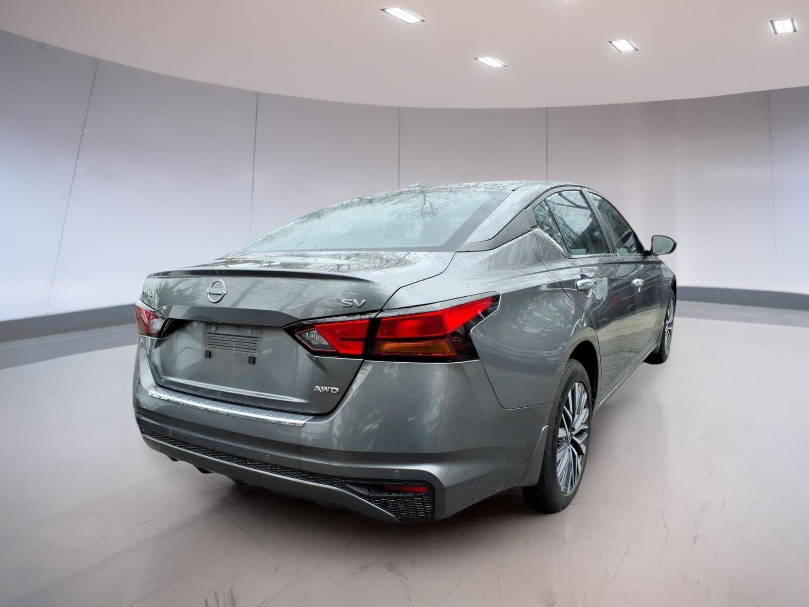 Used 2023 Nissan Altima 2.5 SV image 4