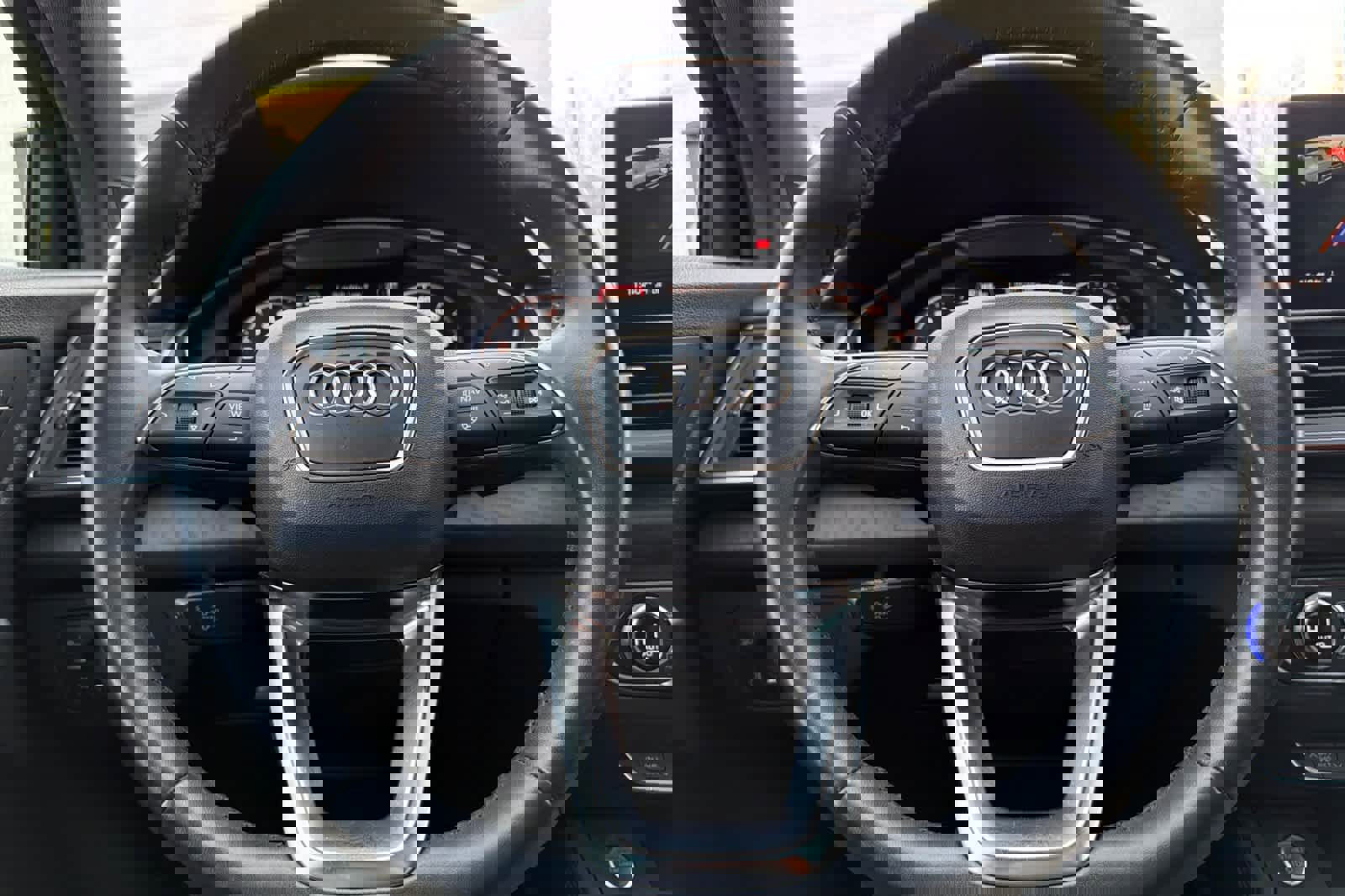 Used 2019 Audi Q5 2.0T Premium Plus w/ Premium Plus Package image 26