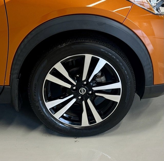 Used 2020 Nissan Kicks SV image 22