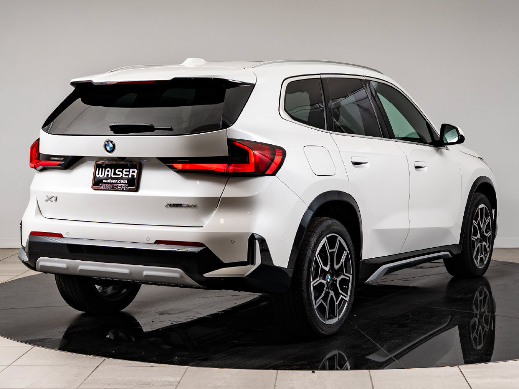 New 2026 BMW X1 xDrive28i w/ Technology Package AWD/4WD image 10