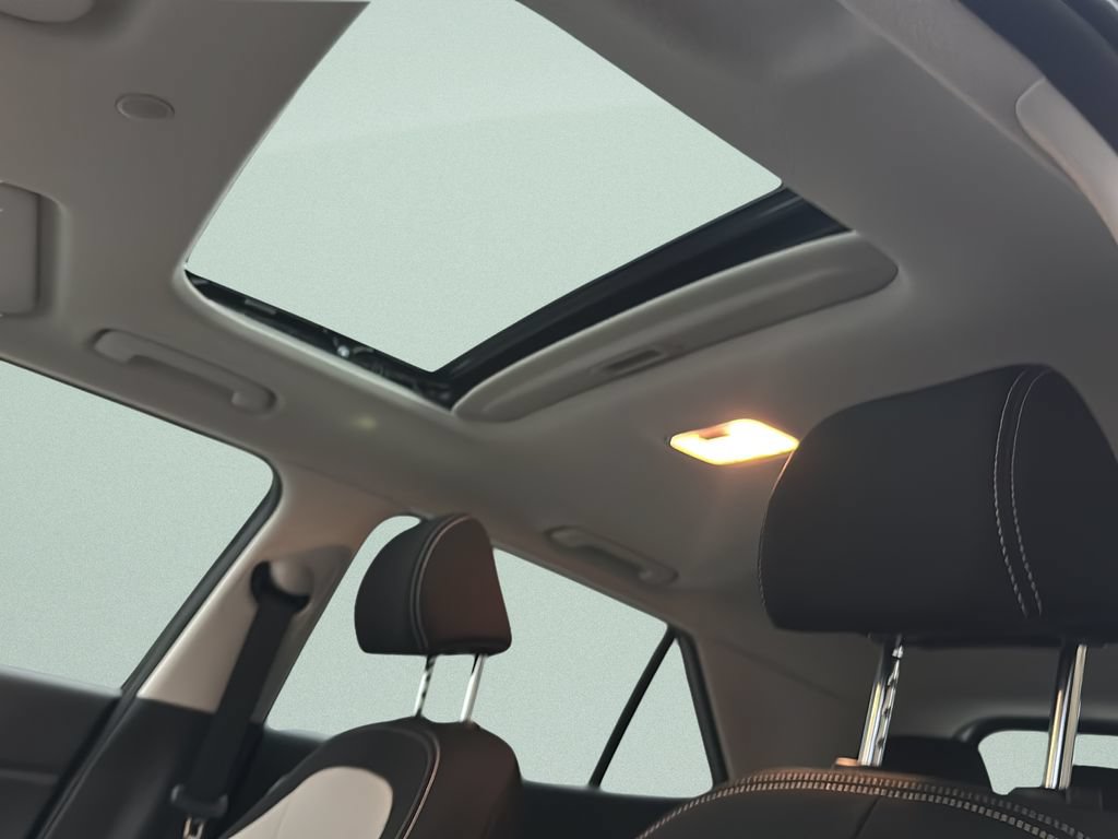 New 2026 Hyundai Venue SEL FWD image 13