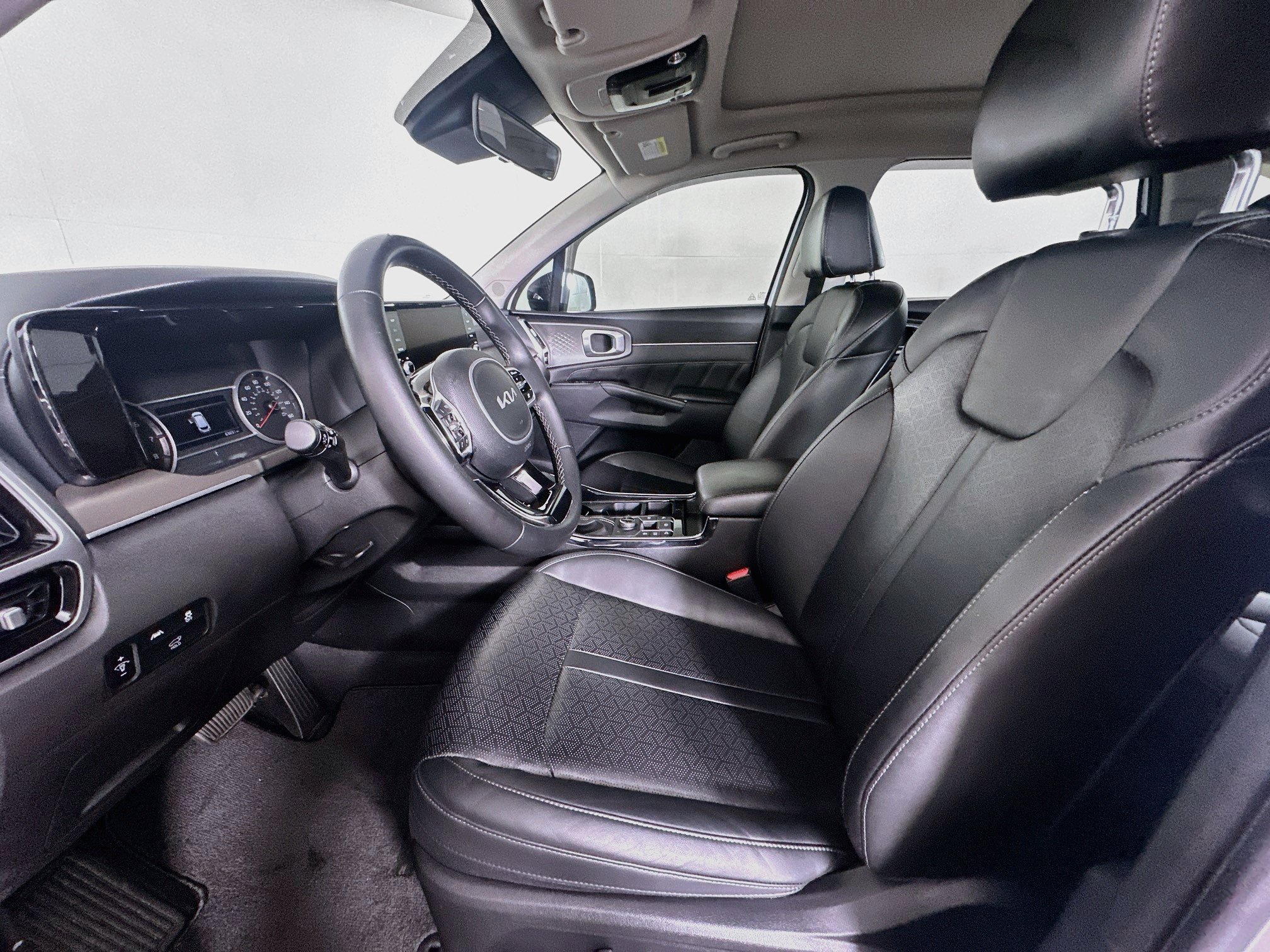 Used 2022 Kia Sorento SX AWD/4WD image 13