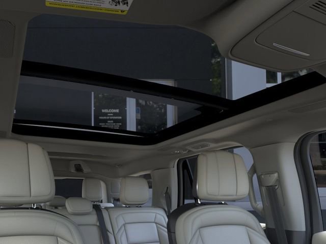 New 2026 Lincoln Navigator Reserve AWD/4WD image 22