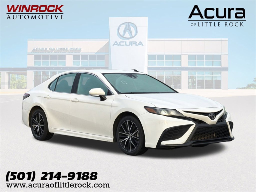 Used 2022 Toyota Camry SE