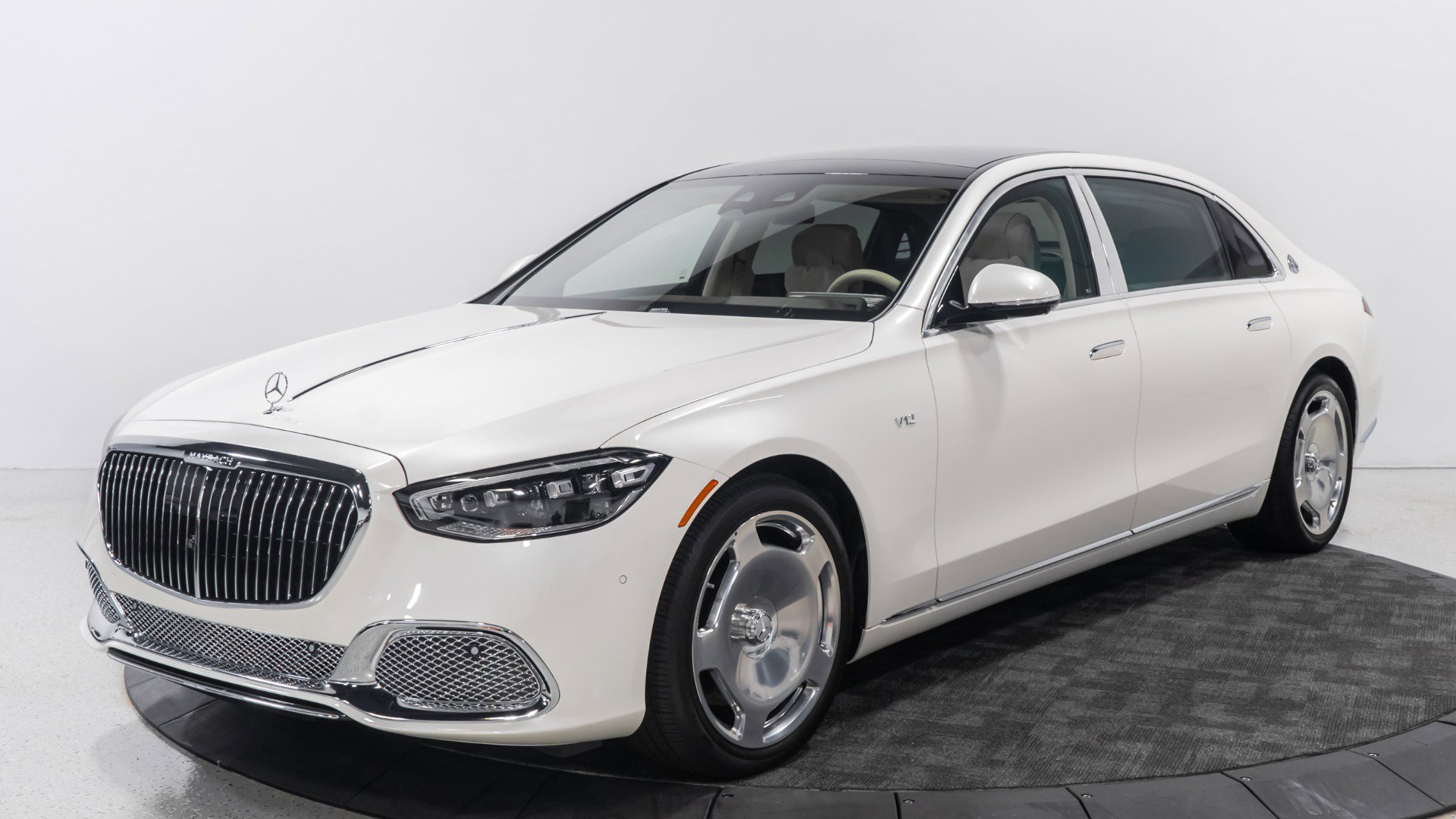 Used 2023 Mercedes-Benz Maybach S 680 4MATIC image 2