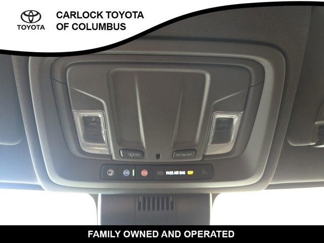 Used 2023 Chevrolet Silverado 1500 LT image 28