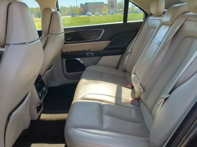 Used 2019 Lincoln Continental Reserve AWD/4WD image 13