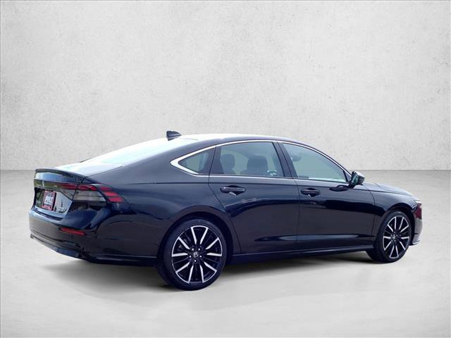 Used 2024 Honda Accord Touring image 4