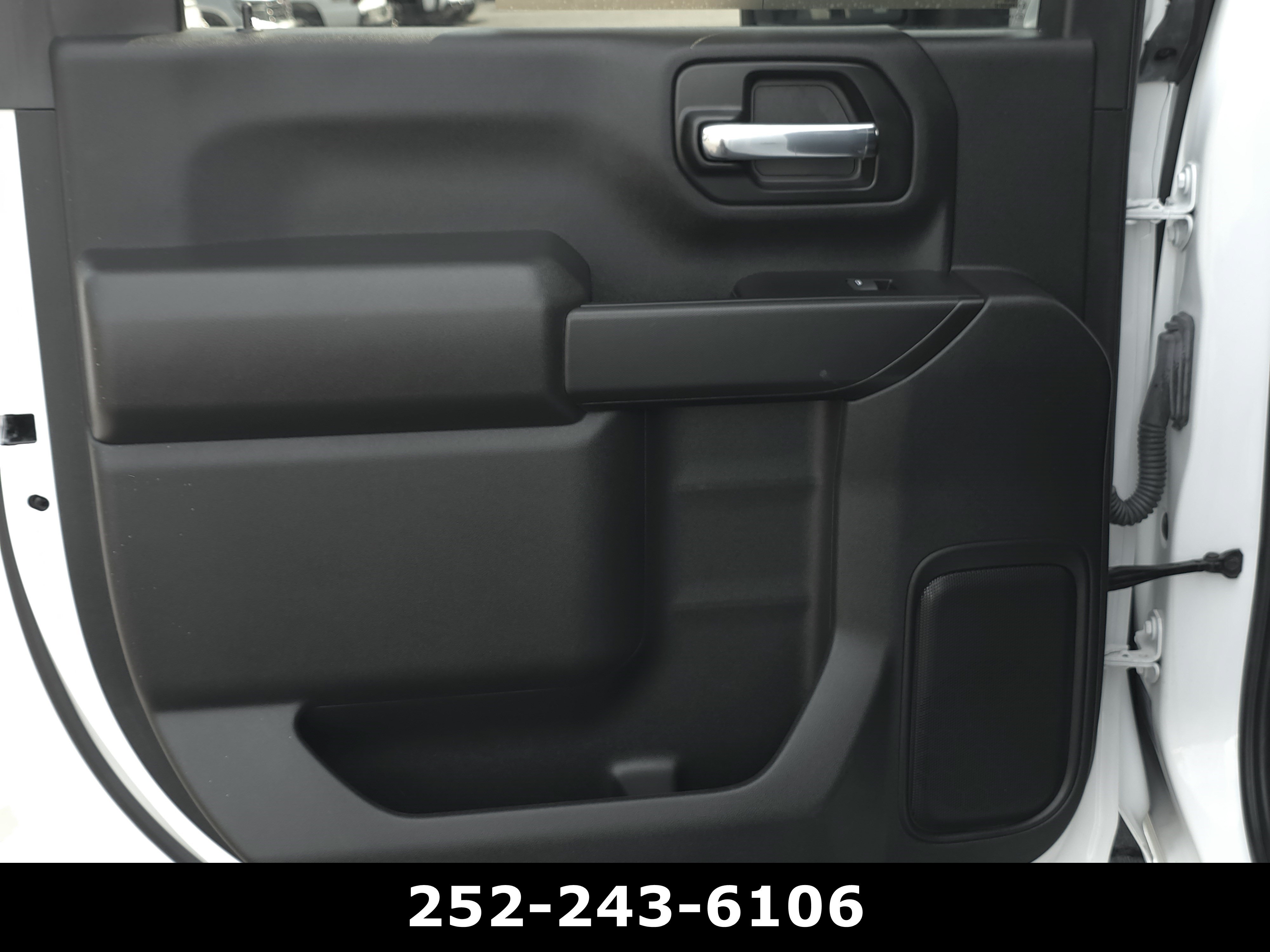 Used 2023 Chevrolet Silverado 2500 Custom w/ Custom Convenience Package AWD/4WD image 26