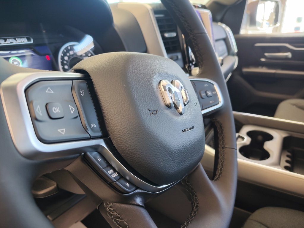 New 2026 RAM 1500 Big Horn AWD/4WD image 24