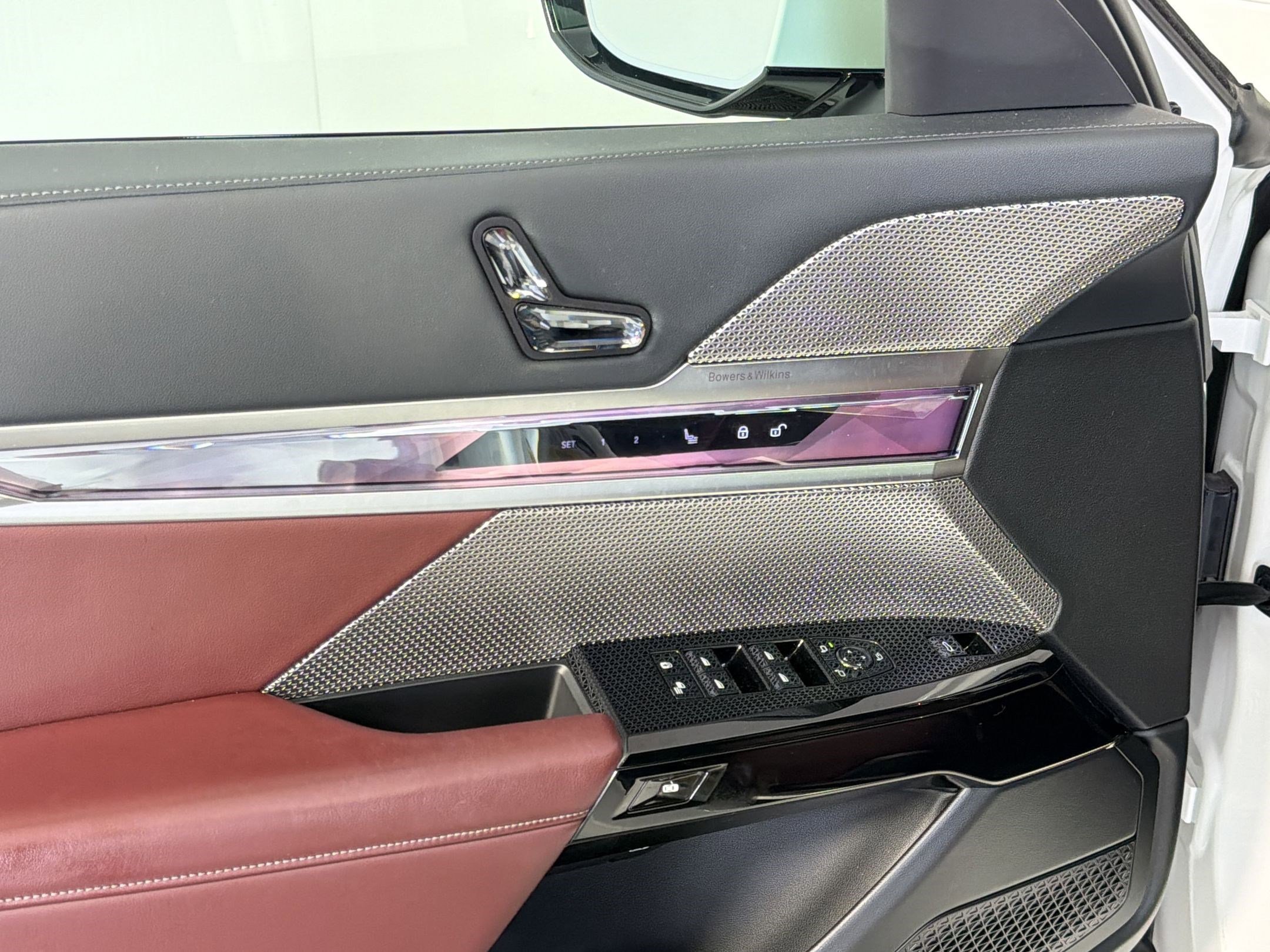 Certified 2024 BMW 740i RWD image 13