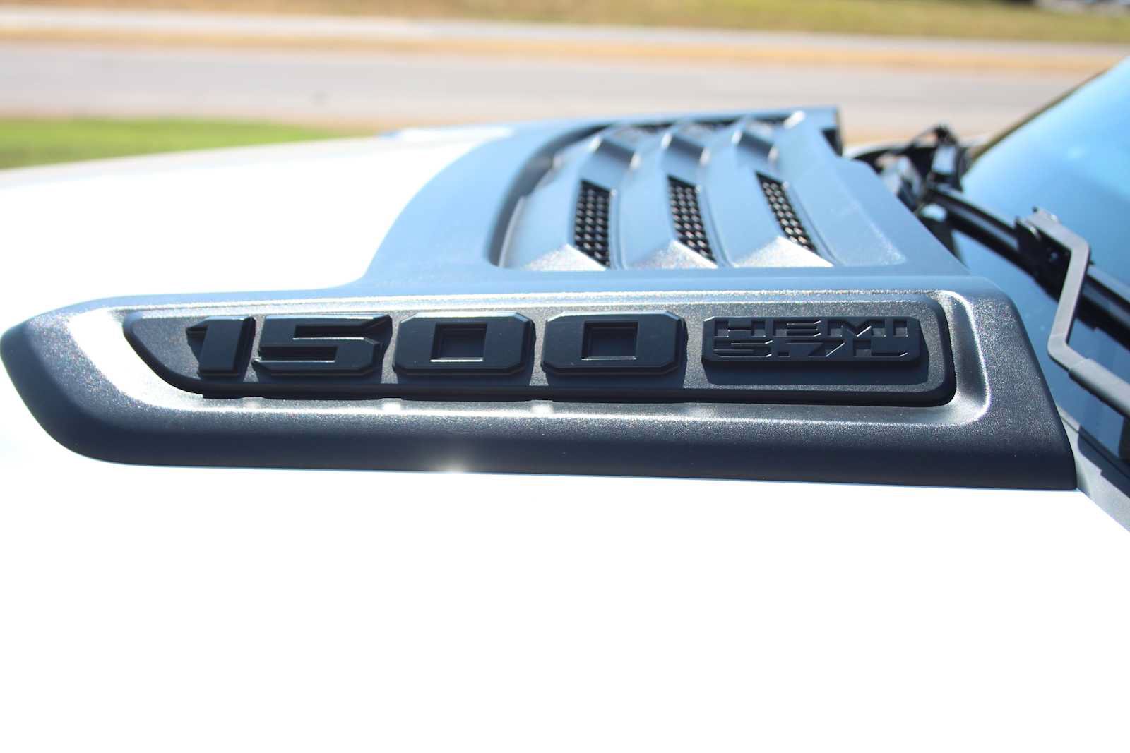 Used 2019 RAM 1500 Rebel w/ Rebel Level 2 Equipment Group AWD/4WD image 8