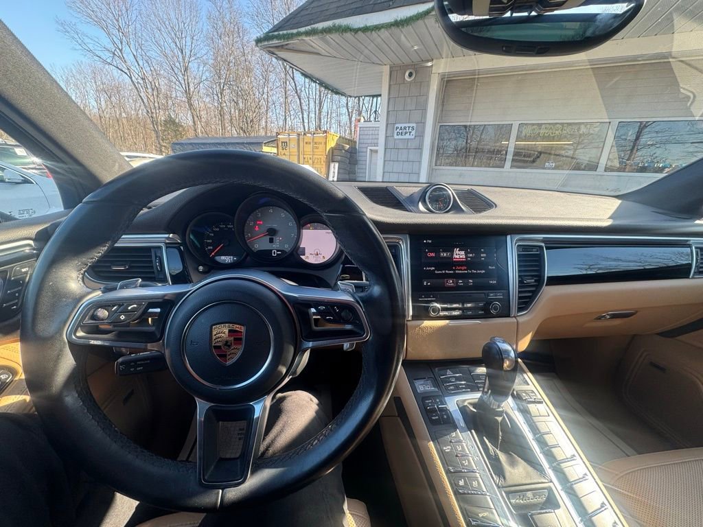 Used 2017 Porsche Macan S image 44