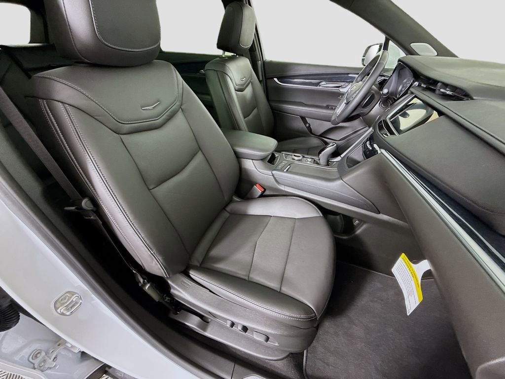 New 2025 Cadillac XT5 Premium Luxury w/ Technology Package image 28