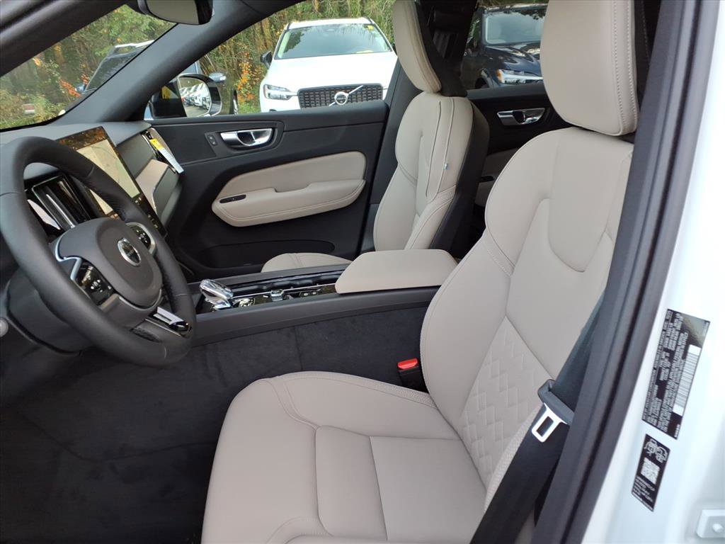 New 2026 Volvo XC60 B5 Core w/ Climate Package image 16