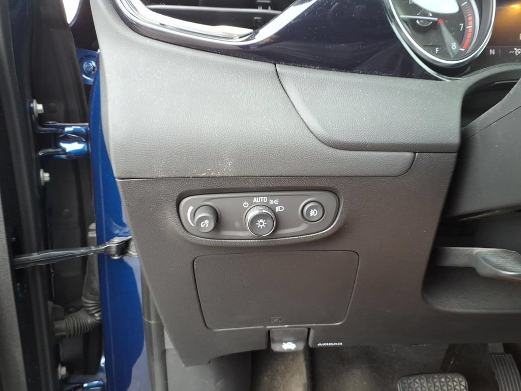 Used 2023 Buick Encore GX Select FWD image 13