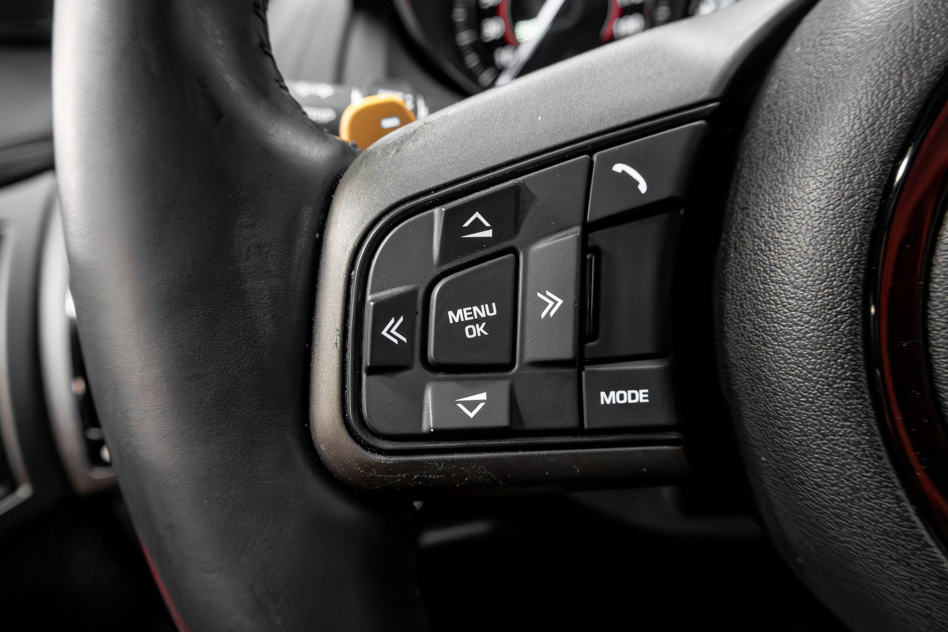 Used 2016 Jaguar F-TYPE S image 43