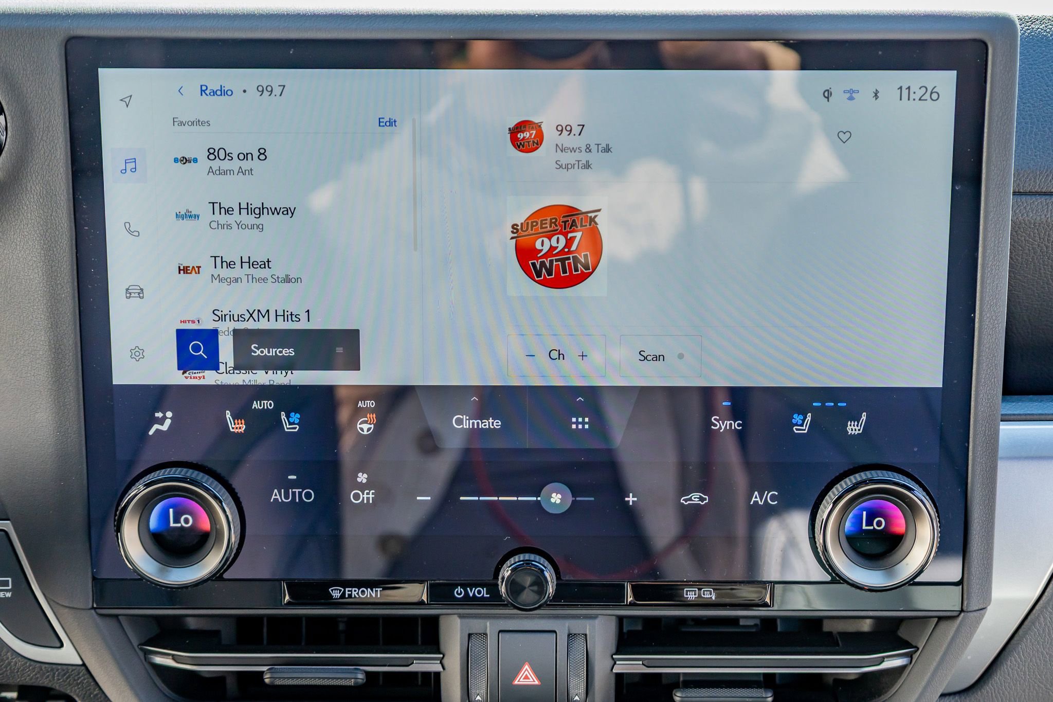 Used 2025 Lexus GX 550 550 Overtrail image 25