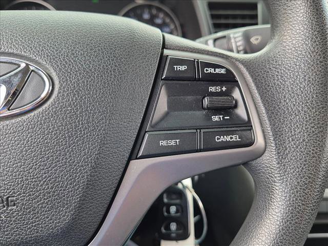 Used 2017 Hyundai Elantra SE FWD image 12