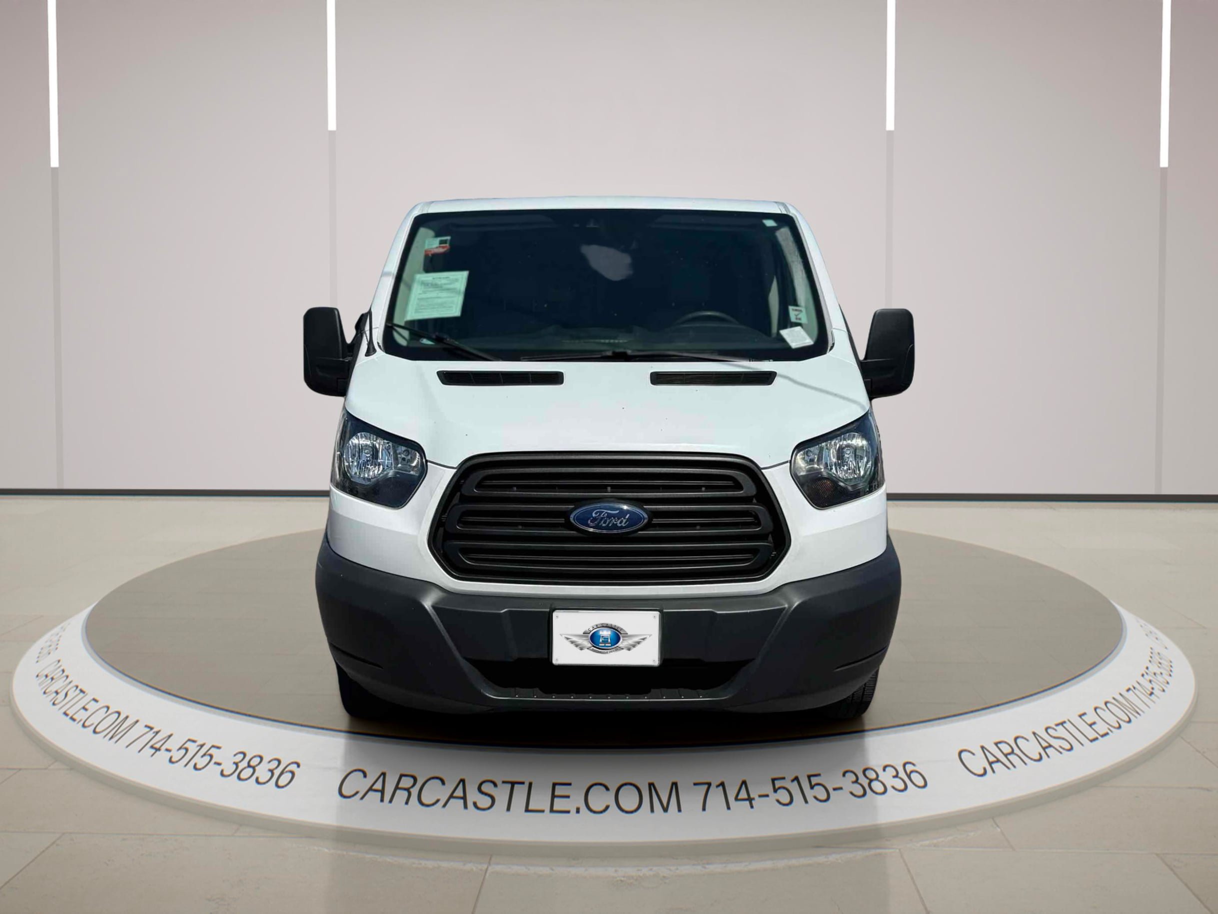 Used 2019 Ford Transit 250 130 Low Roof RWD image 8
