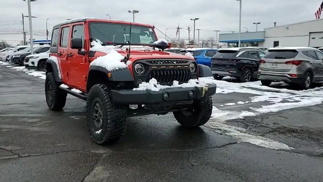 Used 2018 Jeep Wrangler Unlimited Sport image 2