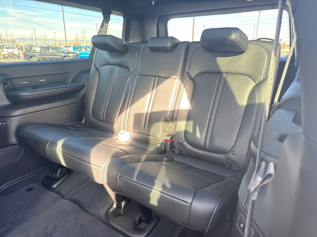 New 2026 Jeep Grand Wagoneer L 4WD w/ Premium Group I image 28