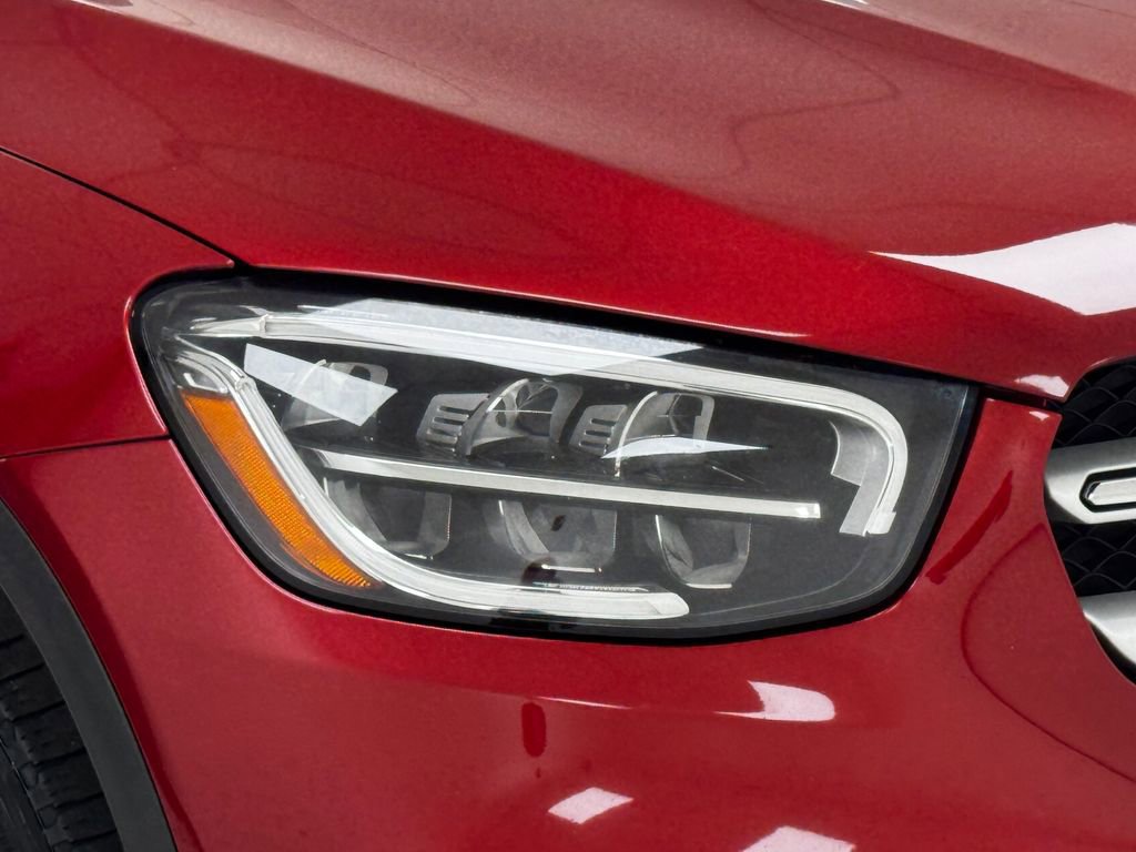 Used 2020 Mercedes-Benz GLC 300 4MATIC image 39
