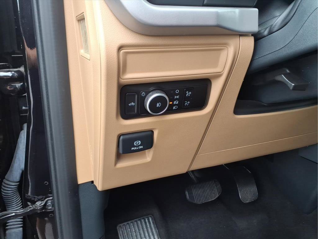 Used 2023 Ford F150 XLT AWD/4WD image 23