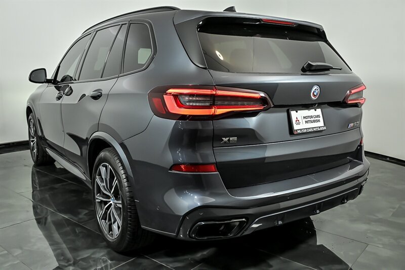 Used 2022 BMW X5 M50i w/ Executive Package AWD/4WD image 7