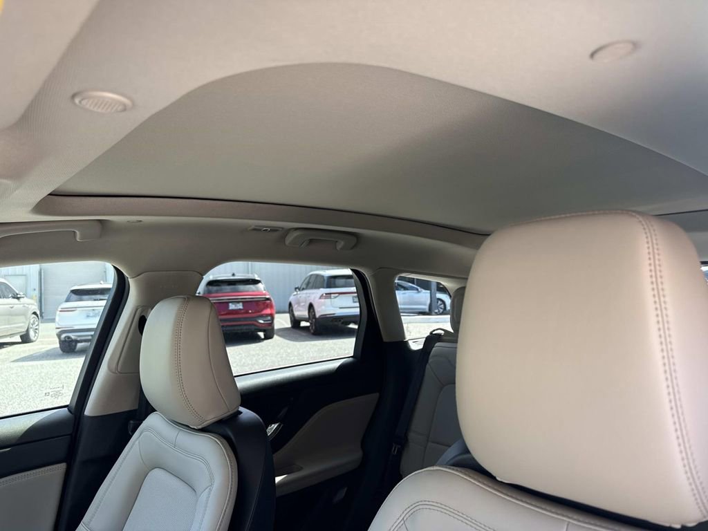 New 2026 Lincoln Corsair Grand Touring image 32