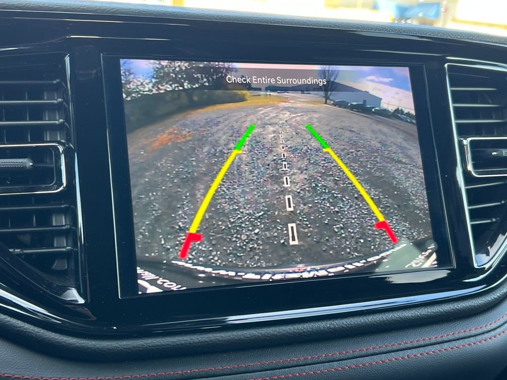 Used 2023 Dodge Durango GT image 28