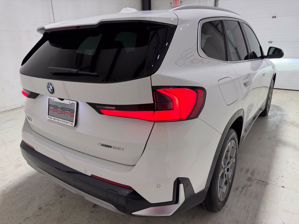 Used 2023 BMW X1 xDrive28i w/ Convenience Package AWD/4WD image 11